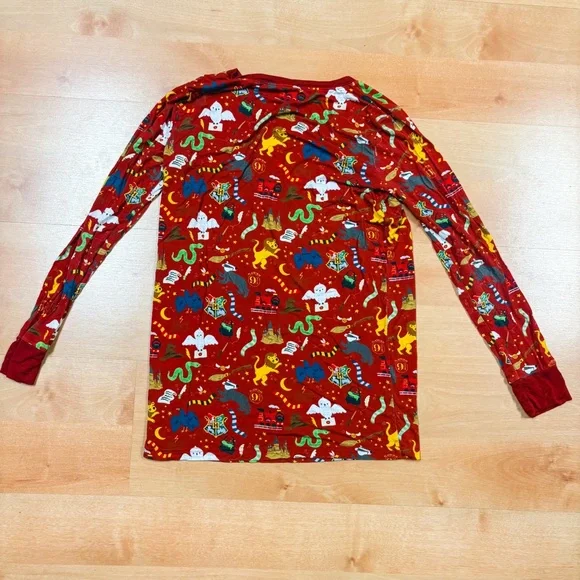 Little Sleepies x Harry Potter Maroon Wizarding World 2pc Collectible Pajamas 16